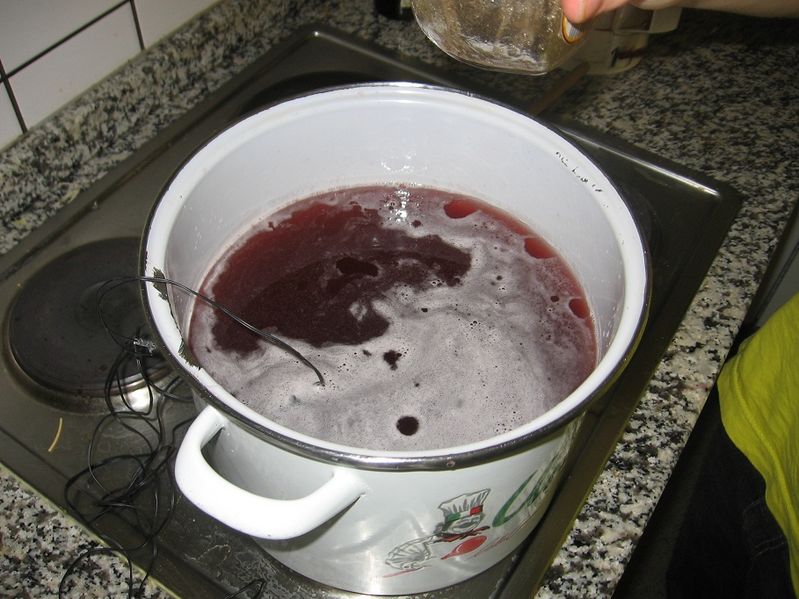 Datei:Wein3.jpg