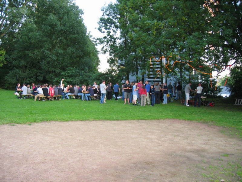 Datei:Grillwiese3.jpg